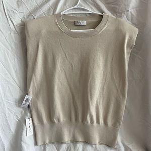 NWT Babaton sleeveless sweater